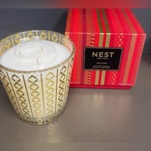 Nest Fragrances New York Holiday 3-wick candle 21.1oz New in the Box!
